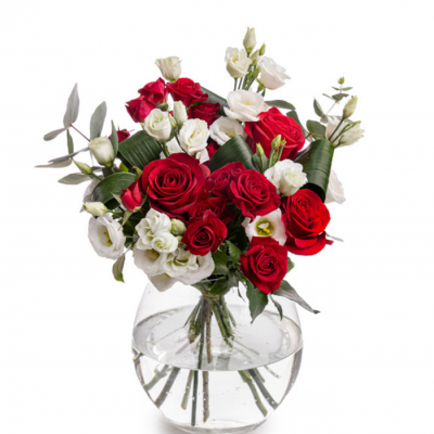 Buchet cu trandafiri, eustoma şi aspidistra